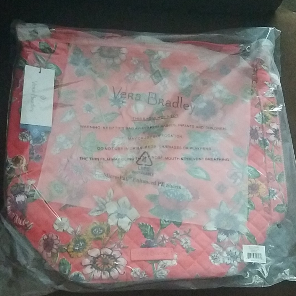 NWT/NBU Coral Floral Vera Bradley Carson hobo bag